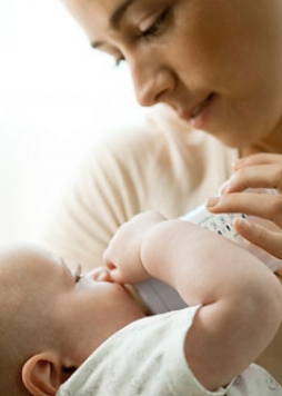 Bổ sung sữa công thức cho trẻ 3 tháng tuổi suy dinh dưỡng
