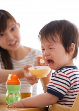 Những điều cha mẹ nên và không nên làm để giúp con có một CÂN NẶNG lí tưởng, không sợ thừa cân hay s