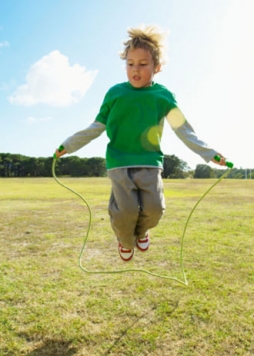 Những trò chơi hiệu quả như... bài tập cardio cho bé