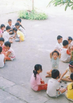 Tuổi thơ của con em chúng ta đang bị mai một vì mất dần thứ quen thuộc này